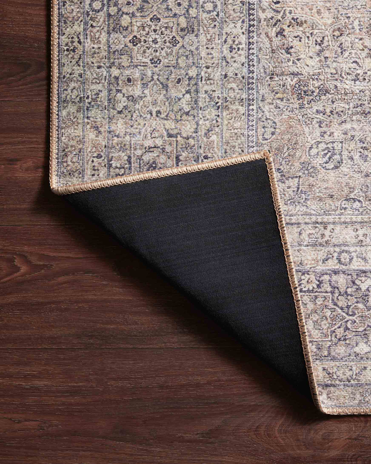 Wynter Silver/Charcoal Rug – detail