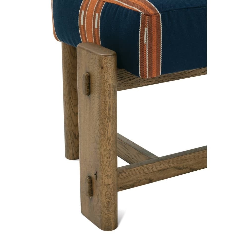 Cassius Bench