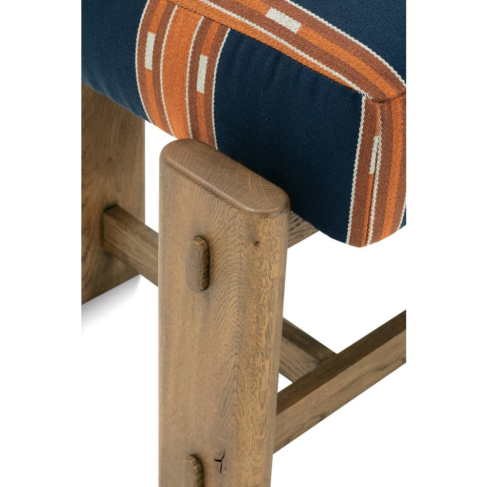Cassius Bench