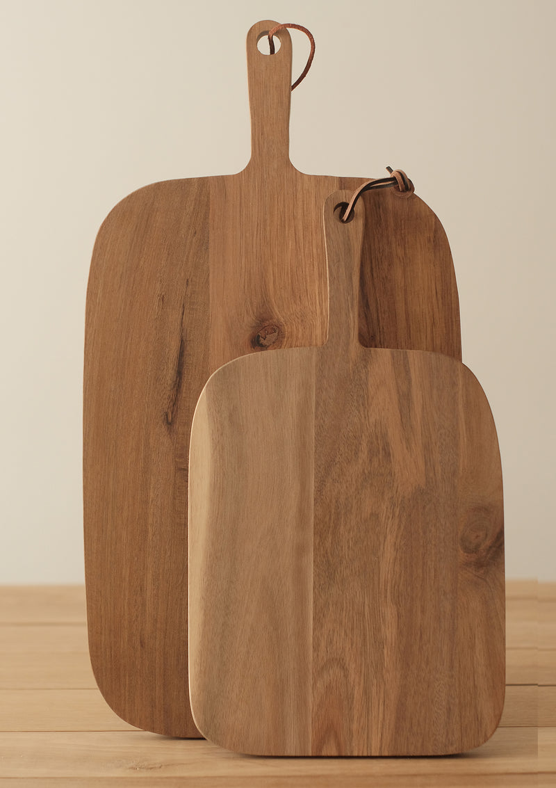 The Alaric serving board is made of strong acacia wood.