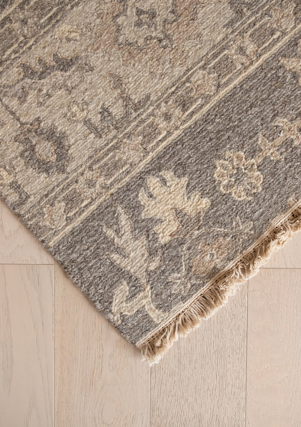 The Avant rug has an faded wash to add vintage style.