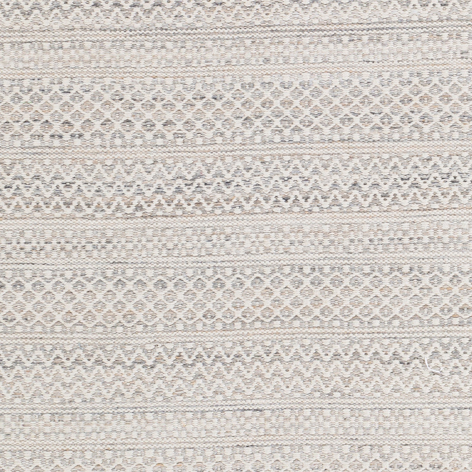 The Catalina Rug is hand woven from 100% PET yarn. 