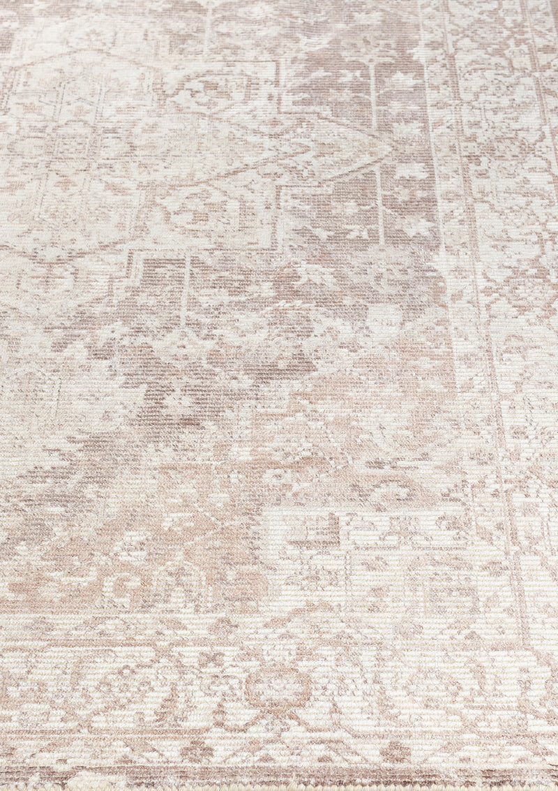 The Lauren rug comes in larger and small sizes to perfectly fit any room. 